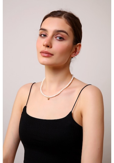 Incili Mini Kalpli Kolye Beyaz