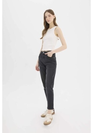 DeFacto Lina Comfort Mom Normal Bel Düz Paça Jean Kar Yıkamalı Pantolon D7944AX25SPNM36