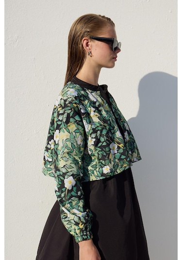 Manuka Rüzgarlıklı 3'lü Tesettür Mayo Takımı Yaprak Çok Renkli