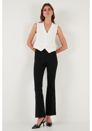 Lela Streç Fitted Fit V Yaka Düğmeli Bayan Yelek 5865971 Beyaz