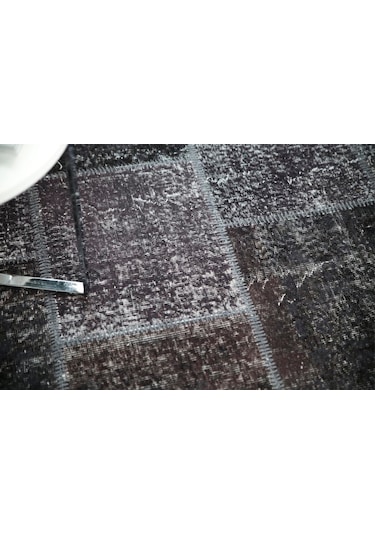 Patchwork El Dokuma Antik Anadolu Halısı Black Hole Siyah