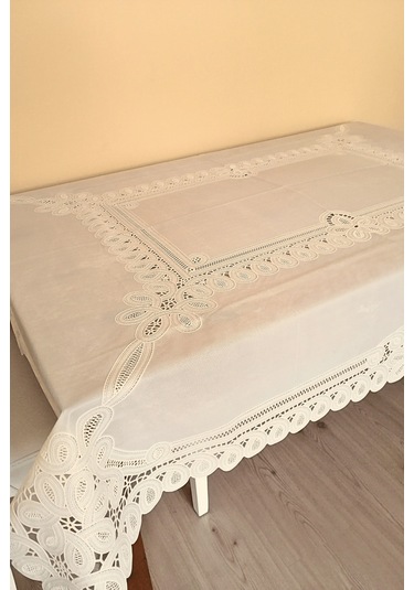 Dantel Motifli Muşamba Masa Örtüsü 120 X 150 Cm - Krem Renk-halka