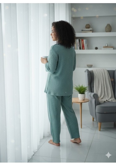 Kadın Yeşil Pumpkin Pijama Takımı Yeşil