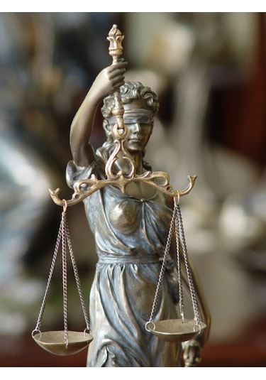 Veronese Bronz Renk Adalet Heykeli Themis Figürü 33cm