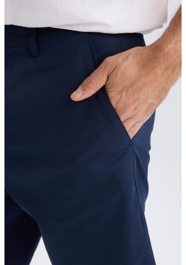 Defacto %100 Pamuk Regular Fit Gabardin Bermuda Şort C7684ax25spnv135 Lacivert