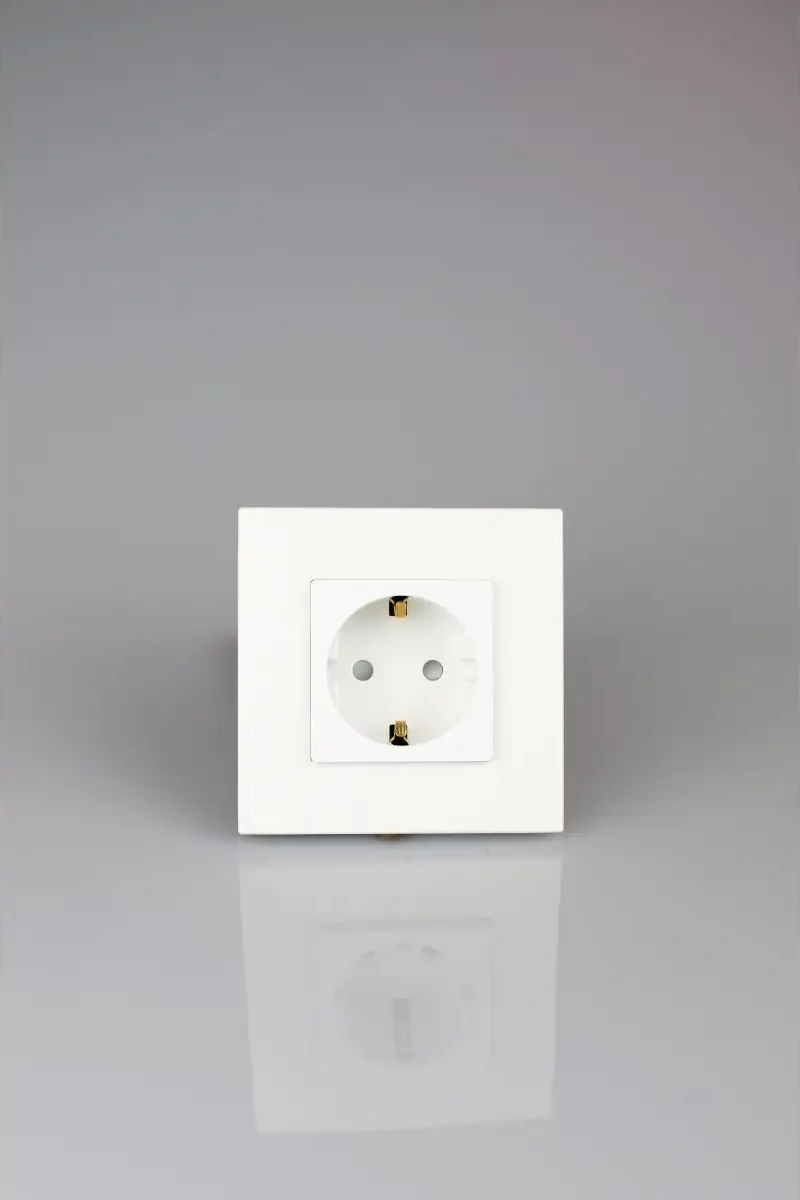 Vo'stabl Beyaz, Tekli Topraklamalı Plastik Priz 145882748 101