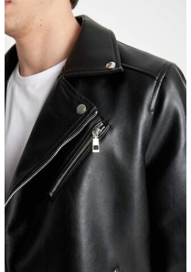 Defacto Slim Fit İnce Suni Deri Mont Ceket Dar Kesim Fermuarlı Üç Cepli Astarlı Mevsimlik Hafif C5715AX24AUBK27 Siyah