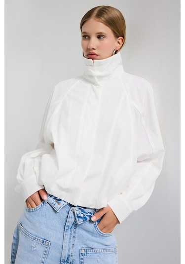 Itsbasic Kadın Beyaz Renk W5 Oversize Özel Organik Kumaş Tasarım Gömlek Ceket