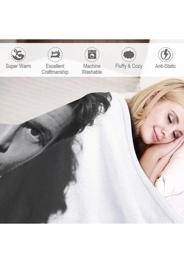 Flybuy 3d Baskılı Pedro Pascal Yumuşak Flanel Battaniye Xxs, Aile Ve Seyahat İçin Mükemmel Beyaz