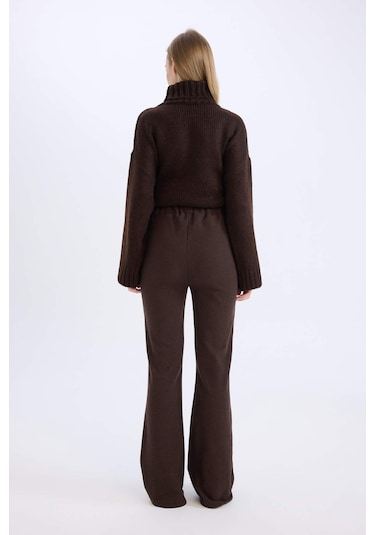 DeFacto Wide Leg Geniş Paça Esnek Belli Uzun Boy Pantolon E4387AX24WNBN505 Kahve
