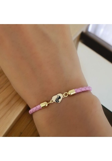 Archin Kraliçe Temalı 14 Ayar Altın Plakalı Pembe Derili Kalp Figürlü Hediye Bileklik-473sembol Kraliçe