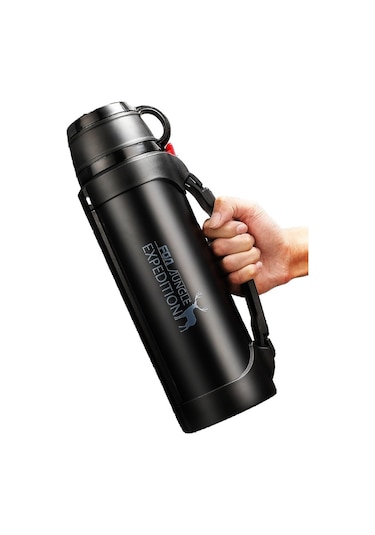 Büyük Kapasite Çıkışındaki Yolculuklardaki Saldırı Bardağı - Siyah