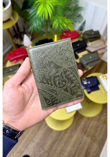 Premium Deri Ruhsat Kılıfı Ve Anahtarlık Seti Yeşil Motifli