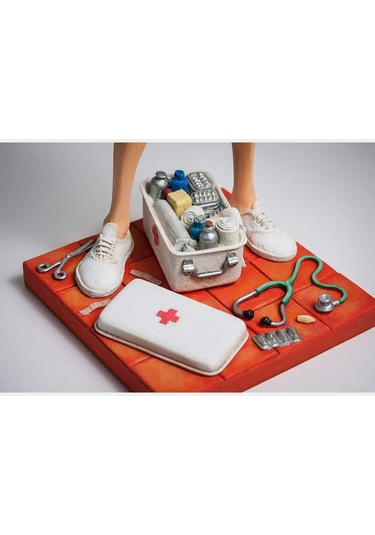 The Nurse / Hemşire - Guillermo Forchino