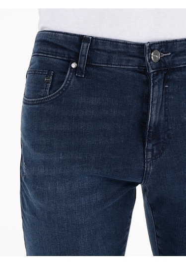 Colins 041 Danny Dar Kesim Düşük Bel Dar Paça Koyu Mavi Erkek Pantolon 001 Colins 041 Danny Dar Kesim Düşük Bel Dar Paça Koyu Mavi Erkek Pantolon 001