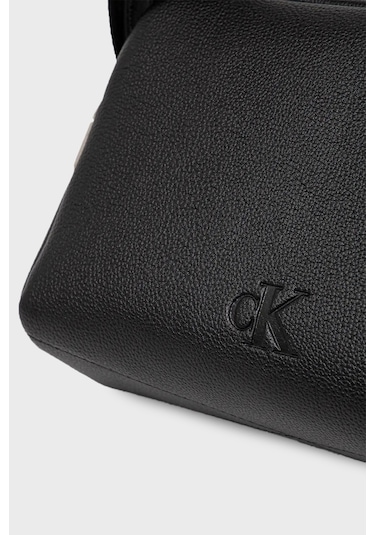 Calvin Klein Logolu Ayarlanabilir Askılı Çanta LV04K3124GUB1 Bayan ÇANTA LV04K3124G UB1 Siyah
