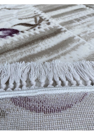 Lila Vizon Kesme Halı 120x120 Akrilik Saçaklı Kesme Halı