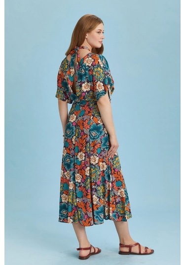 Sırt Pencereli Çiçek Desenli Büyük Beden Bohem Elbise 001