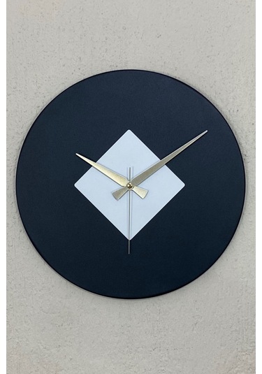 Roundka Model Metal Sıvama Akar Sessiz Mekanizmalı Duvar Saati 40 40 Cm Siyah Beyaz