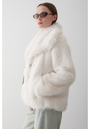 Beyaz Britney Kürk - 8900 Beyaz