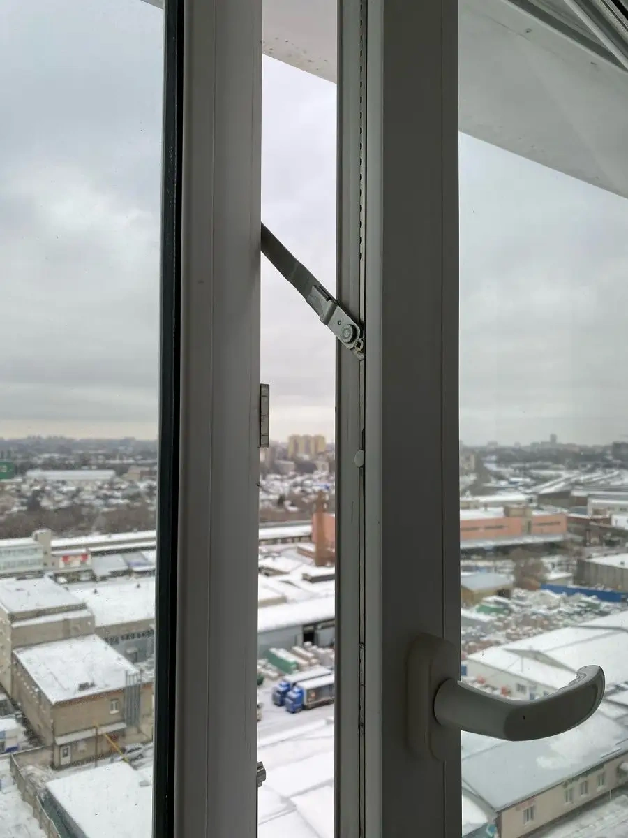 Axor Çocuklar İçin Gizli Tip Pencere Kilidi 35914735