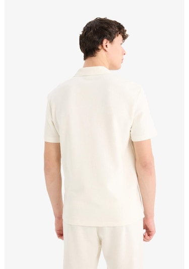 DeFacto Regular Fit Polo Yaka Kısa Kollu Dokulu Tişört E4027AX25SPER223