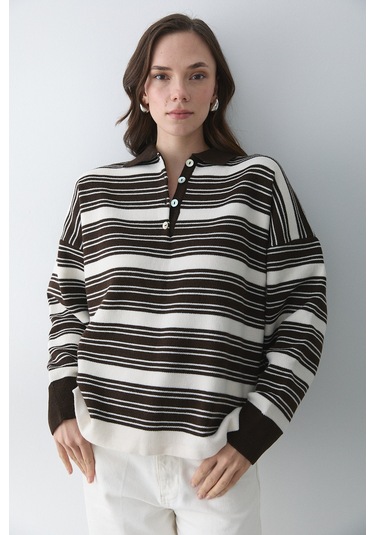 Koyu Kahve - Krem İki Renkli Çizgili Kazak - 251140 Kahverengi