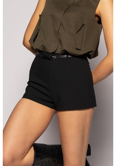 Thalure Kadın Siyah Yüksek Bel Hazır Kemerli Slim Fit Şort siyah