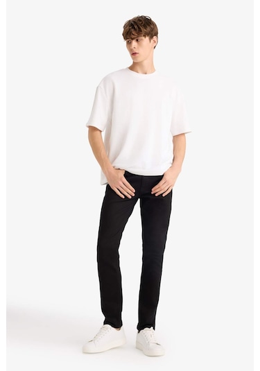 Defacto Pedro Slim Fit Dar Kalıp Normal Bel Dar Paça Jean Pantolon S2711az25aunm40 Siyah Defacto Pedro Slim Fit Dar Kalıp Normal Bel Dar Paça Jean Pantolon S2711az25aunm40 Siyah