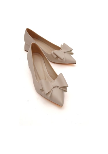 Renata Bej Fiyonklu 4cm Sivri Burun Topuklu Ayakkabı Bej Cilt