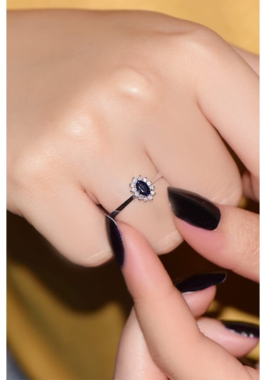 0.45 Ct. Safir Pırlanta Yüzük