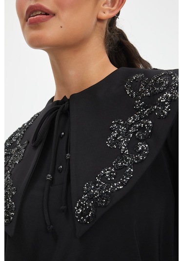 Parıltılı İşlemeli Zarif Yaka Tasarımlı, Balon Kollu Şık Bluz - Özel Günler Ve Günlük Kullanım İçin İdeal Siyah
