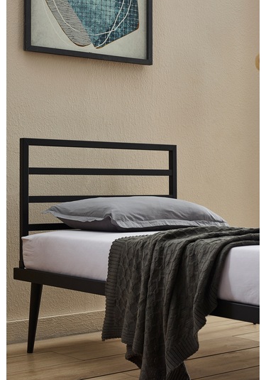 Nerisa Tek Kişilik Metal Karyola-siyah