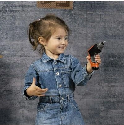 Smoby Black & Decker Bricolo Çalışma Tezgahı 360740
