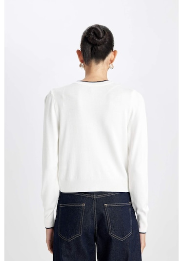 Defacto Regular Fit Basic Düz Bisiklet Yaka Düğmeli Triko Hırka A4731ax24wner105 Ekru