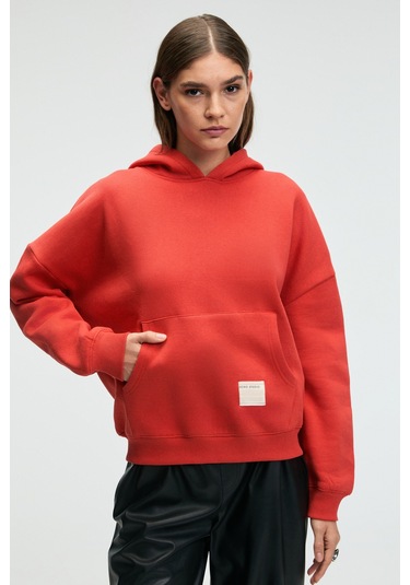 Grımelange Clarıe Kadın Organik Pamuklu Oversize Kanguru Cepli Kapüşonlu Kırmızı Sweatshirt Kırmızı