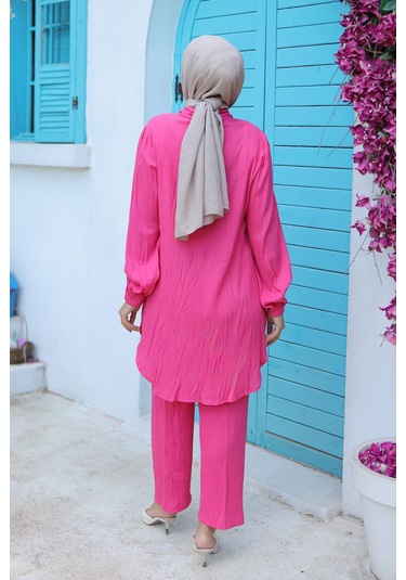 Büzgü Detaylı Tesettür Fuşya Takım Fuşya