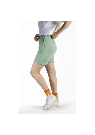 Kadın Mint Yeşili Basic Regular Fit Kısa Örme Bermuda Şort Mint Yeşil