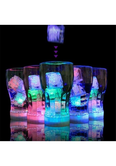 LED LİGHT ICE CUBE 12 ADET LED IŞIKLI BUZ KÜPÜ RENKLİ KOKTEYL IŞIĞI RENKLİ LED IŞIKLI BUZ KÜPÜ PARTİ LED Çok Renkli