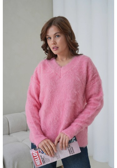 Kadın V Yaka Sakal Dokulu Şardonlu Oversize Triko Kazak 8695 Pembe