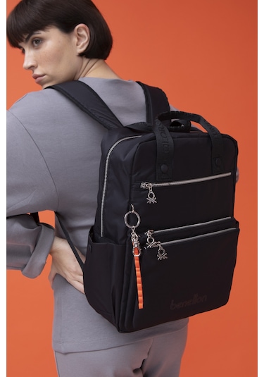 Unıted Colors Of Benetton Kadın Sırt Çantası Bnt 1465 Siyah