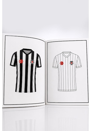 X Dekomus Lisanslı Beşiktaş Efsane Formalar +5 Yaş Boyama Kitabı Altın
