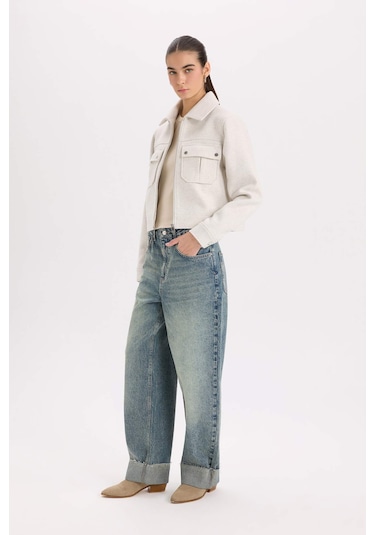 DeFacto Regular Fit Polo Yaka Cepli Fermuarlı Kısa Kaşe Kaban D5767AX25SPER238 Ekru DeFacto Regular Fit Polo Yaka Cepli Fermuarlı Kısa Kaşe Kaban D5767AX25SPER238 Ekru