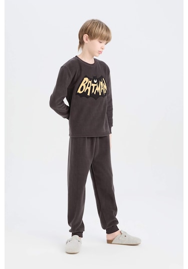 DeFacto Erkek Çocuk Batman Pijama Takımı Polar Bisiklet Yaka Uzun Kollu Üst Beli Lastikli Uzun Alt D8570A824CWAR212 DeFacto Erkek Çocuk Batman Pijama Takımı Polar Bisiklet Yaka Uzun Kollu Üst Beli Lastikli Uzun Alt D8570A824CWAR212