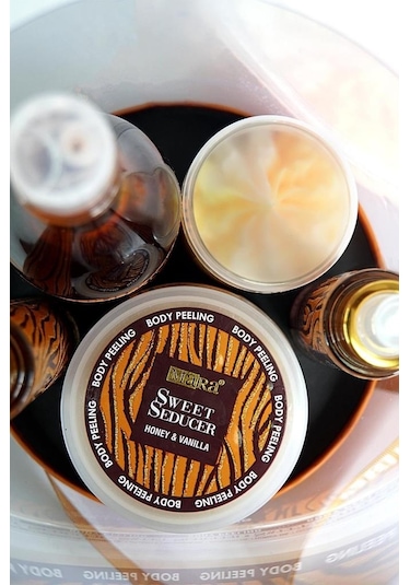 Mara Sweet Seducer Bal & Vanilya Vücut ve Cilt Bakım Seti 5'li