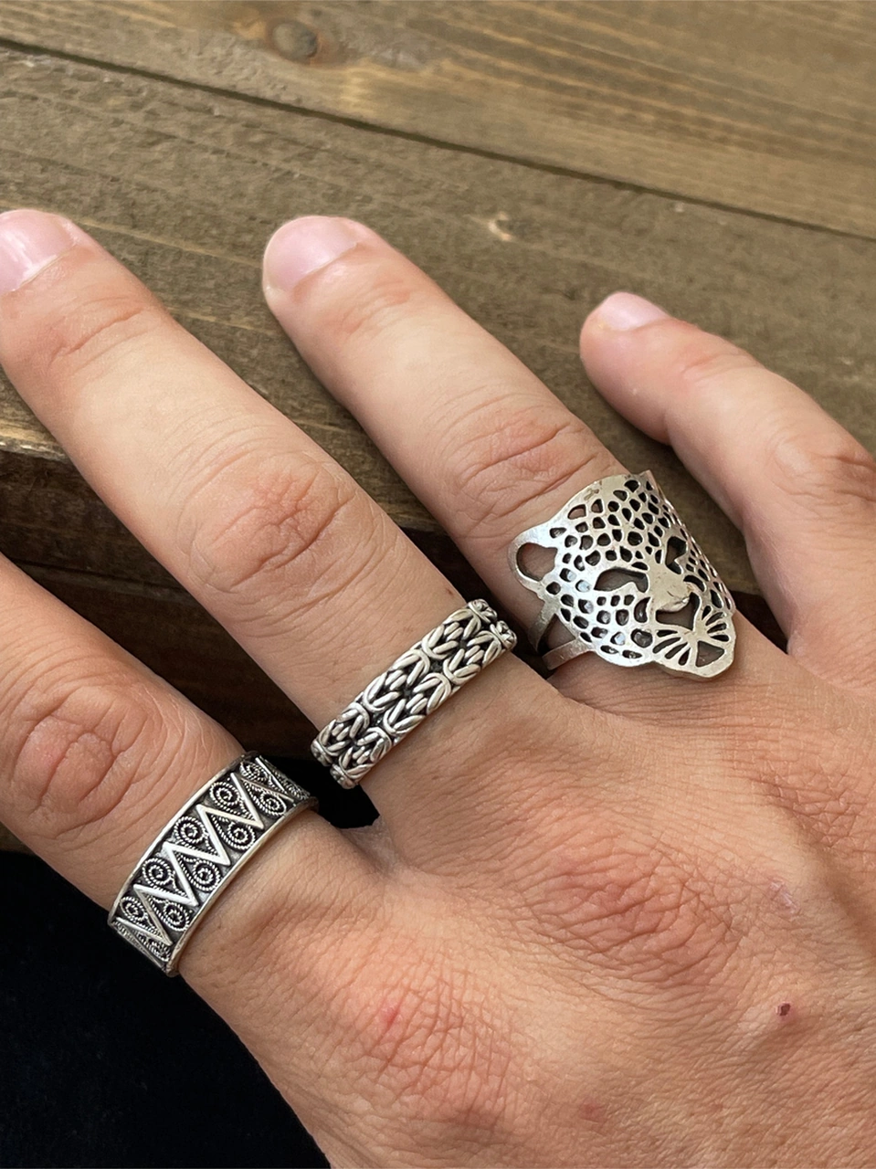 Ayarlanabilir Ölçü 925 Ayar Gümüş Kaplama Klasik Desen İşçilikli 3lü Tasarım Yüzük Mercan