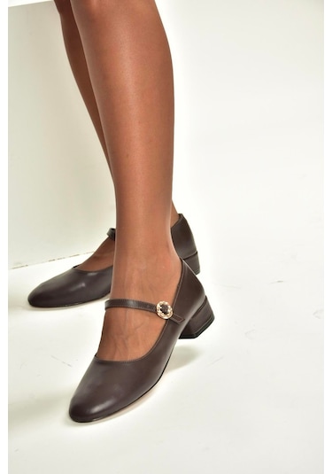 Fox Shoes V250660809 Kahverengi Kalın Alçak Topuklu Kadın Ayakkabı Kahverengi