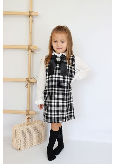 Kız Çocuk Siyah Vanessa Broş Detaylı Tüvit Uzun Kollu Yılbaşı Elbisesi
