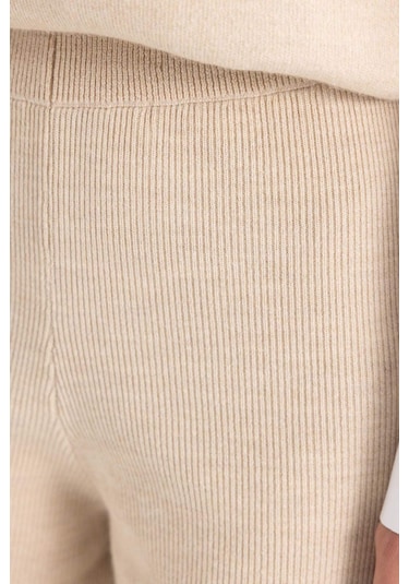 Defacto Triko Pantolon Straight Fit Geniş Bol Paça C2088AX24SPBG662 Bej