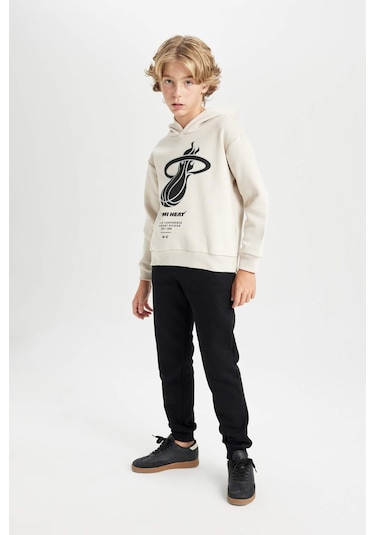 Defacto Erkek Çocuk NBA Miami Heat Kapüşonlu Kalın Sweatshirt D3143A824AUER37